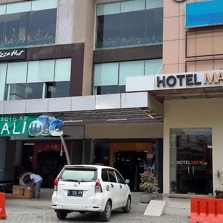 Hotel Matos Jayapura Exterior foto